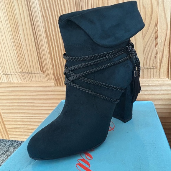 Banned Retro Winter Deep Green Teal Boho Ankle Boot Black Tassel Booties 38 NIB - Picture 2 of 6